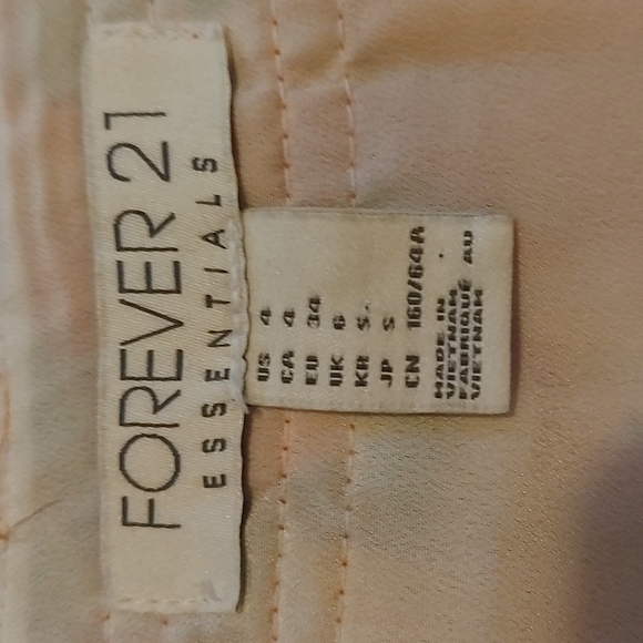 Forever 21 Pleated Floral Miniskirt - Picture 4 of 6